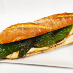 Bocadillo De Pechugas De Pollo Bocadillo De Pechugas De Pollo