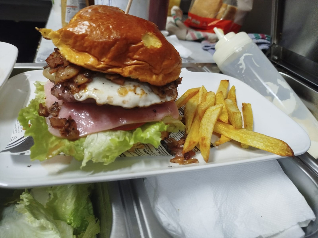 Hamburguesa a Caballo Hamburguesa a Caballo